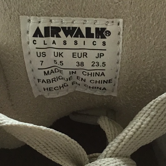 Shoes - Picture 5 of 5